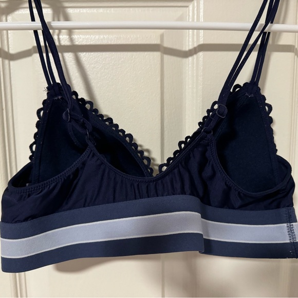 Aerie Bralette - Picture 2 of 3